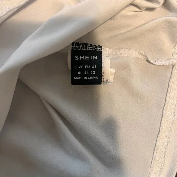 SHEIN Ocean Fish Graphic Tee – Size XL - Picture 3 of 3